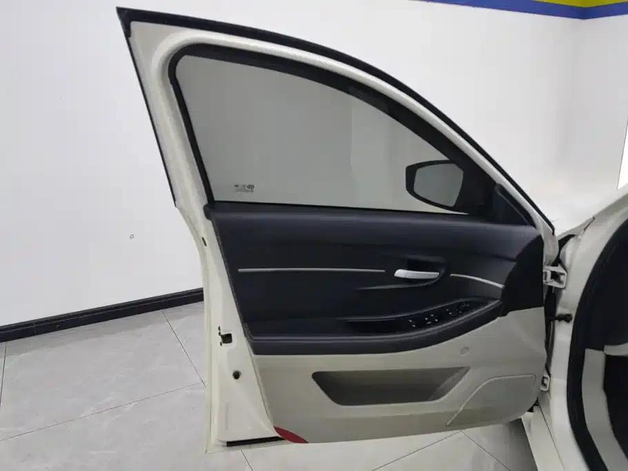 2016 Senova D50 1.5L CVT Elite Edition — миниатюра 7