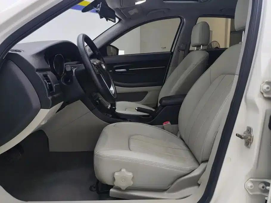 2016 Senova D50 1.5L CVT Elite Edition — миниатюра 9