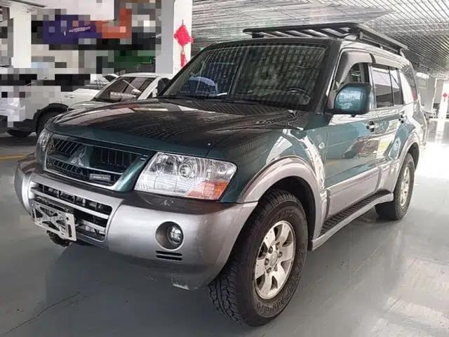 Mitsubishi Pajero 2011 V73 3.0L AT GLX