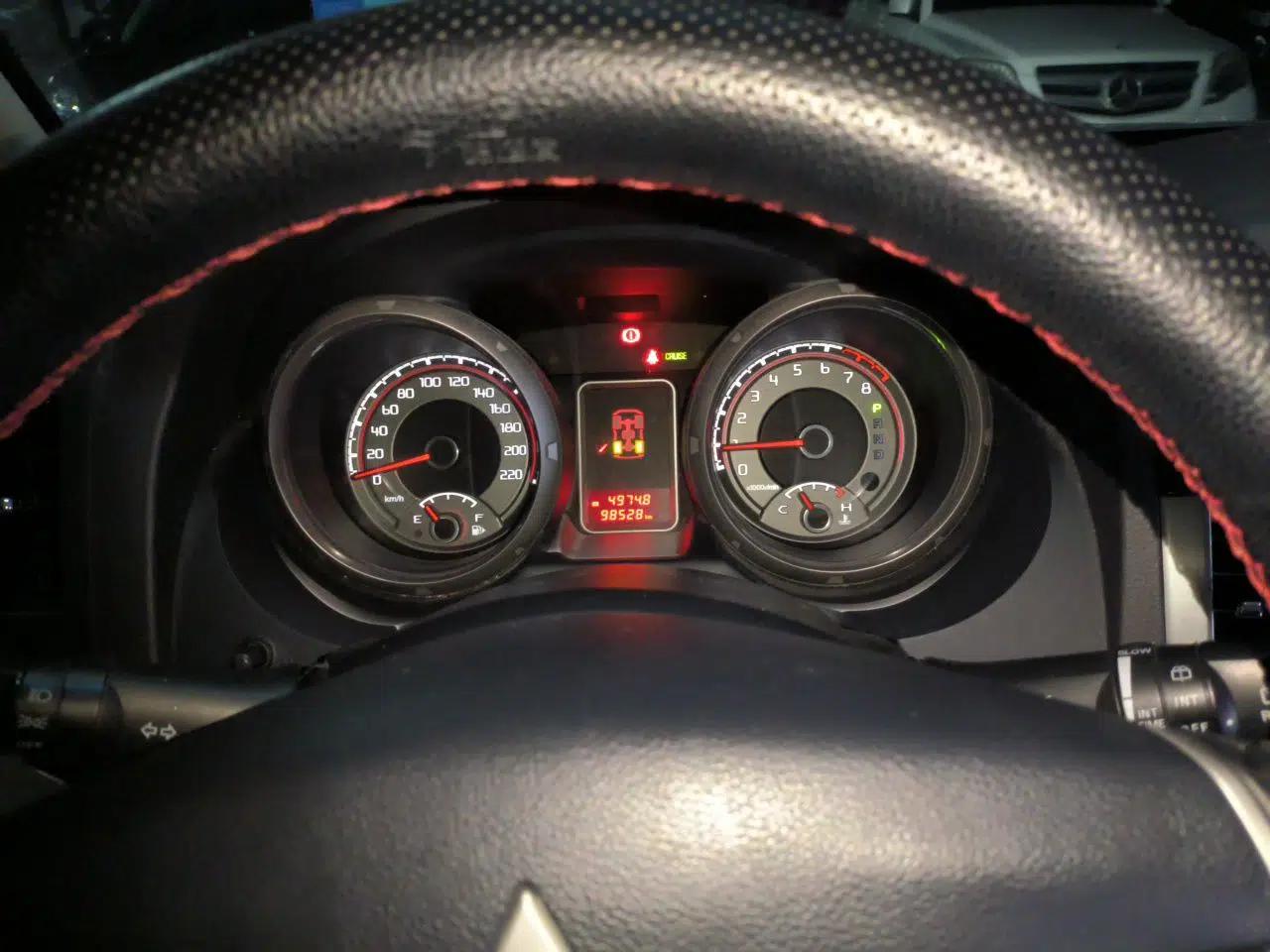Mitsubishi Pajero Pajero 3.8L Automatic Gasoline 7-Seater (Parallel Import) — миниатюра 11