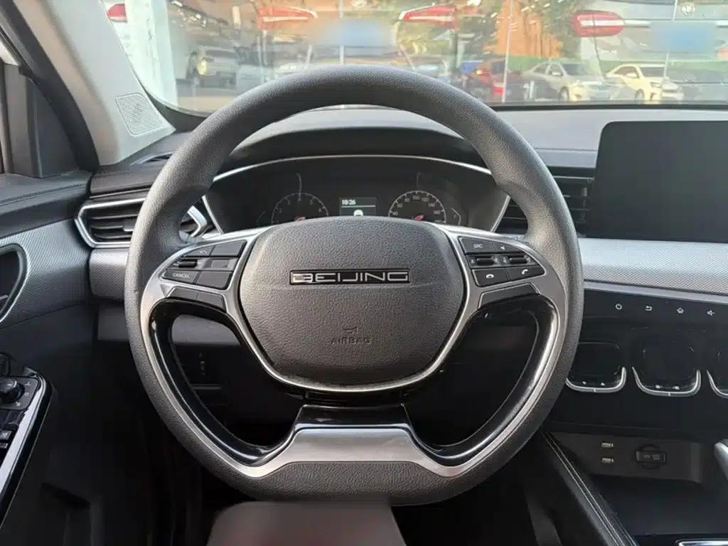 Beijing X3 2019 1.5T CVT Glory Edition — миниатюра 11
