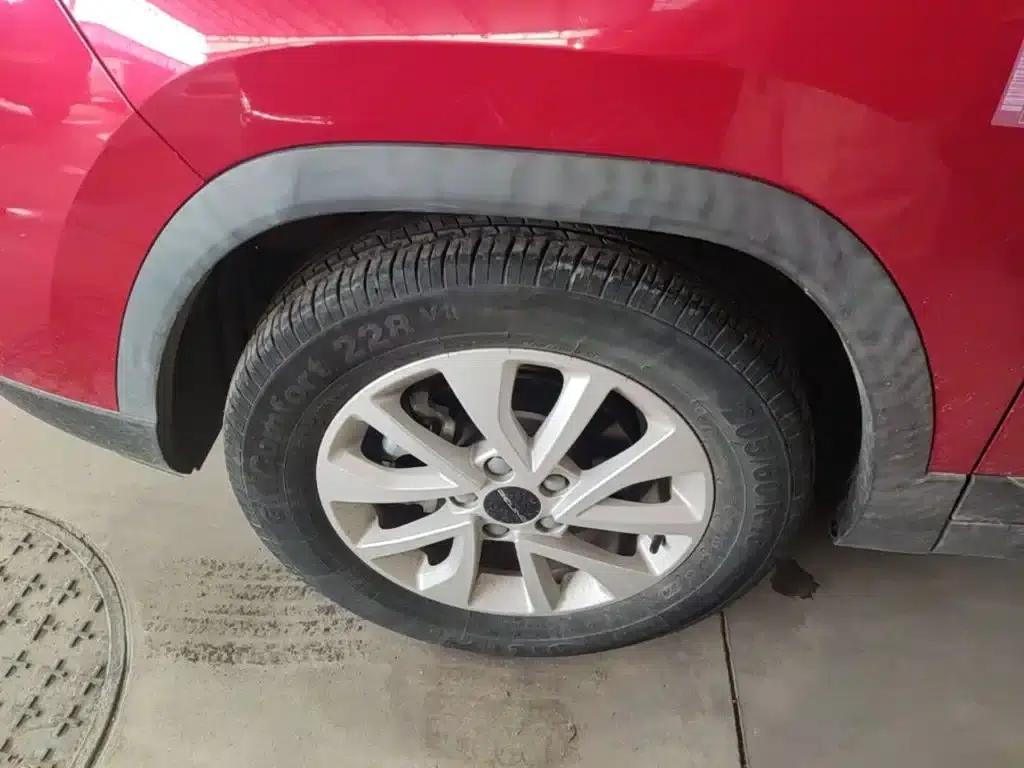Beijing X3 2019 1.5T CVT Glory Edition — миниатюра 23