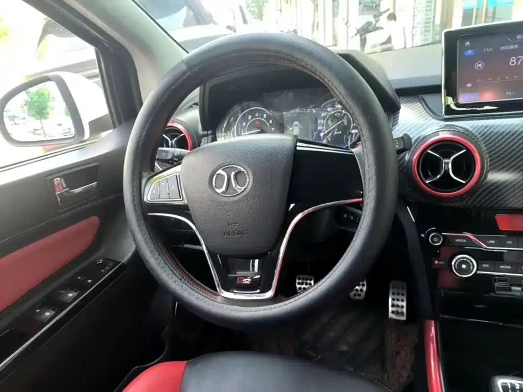 2015 Senova X25 1.5L Manual Comfort Model — миниатюра 11