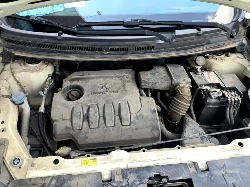 2015 Senova X25 1.5L Manual Comfort Model — миниатюра 20