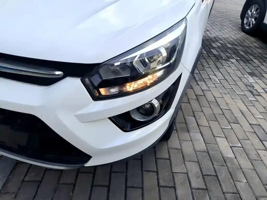 2015 Senova X25 1.5L Manual Comfort Model — миниатюра 24