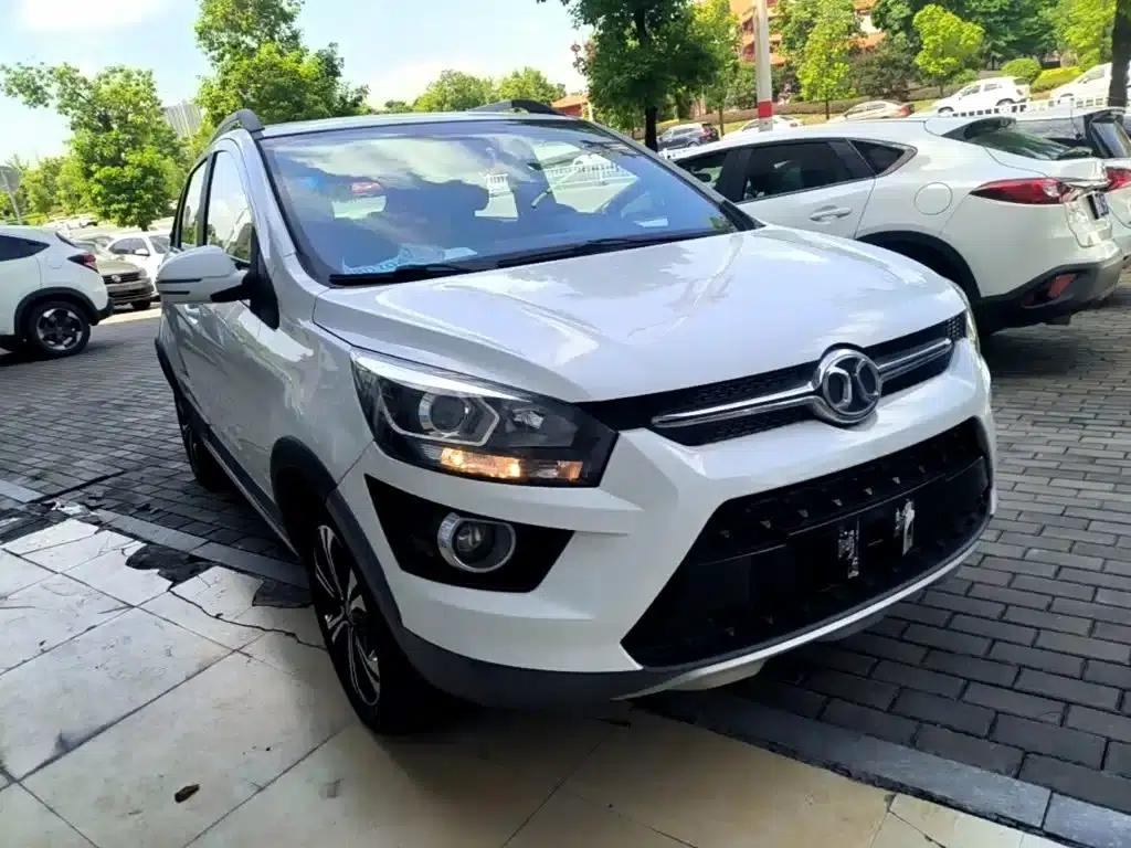 2015 Senova X25 1.5L Manual Comfort Model — миниатюра 4