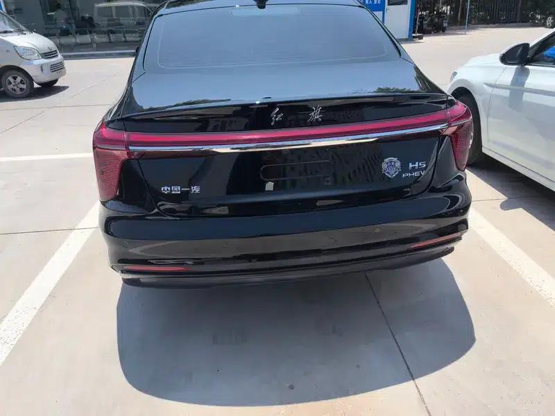 Hongqi H5 PHEV 2025 130 Super Hybrid Edition — миниатюра 5