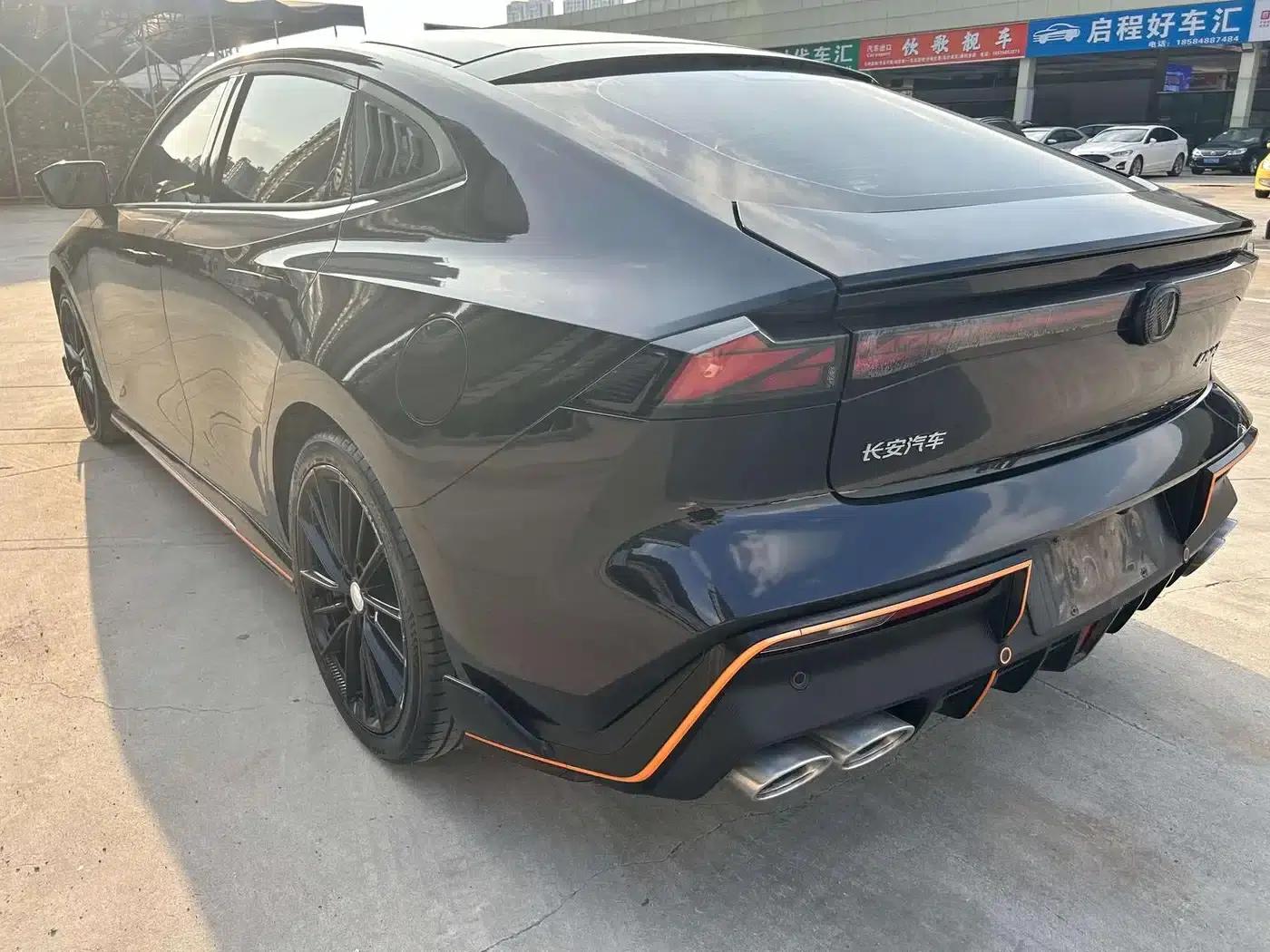 Changan UNI-V 2022 1.5T Sport Edition — миниатюра 15
