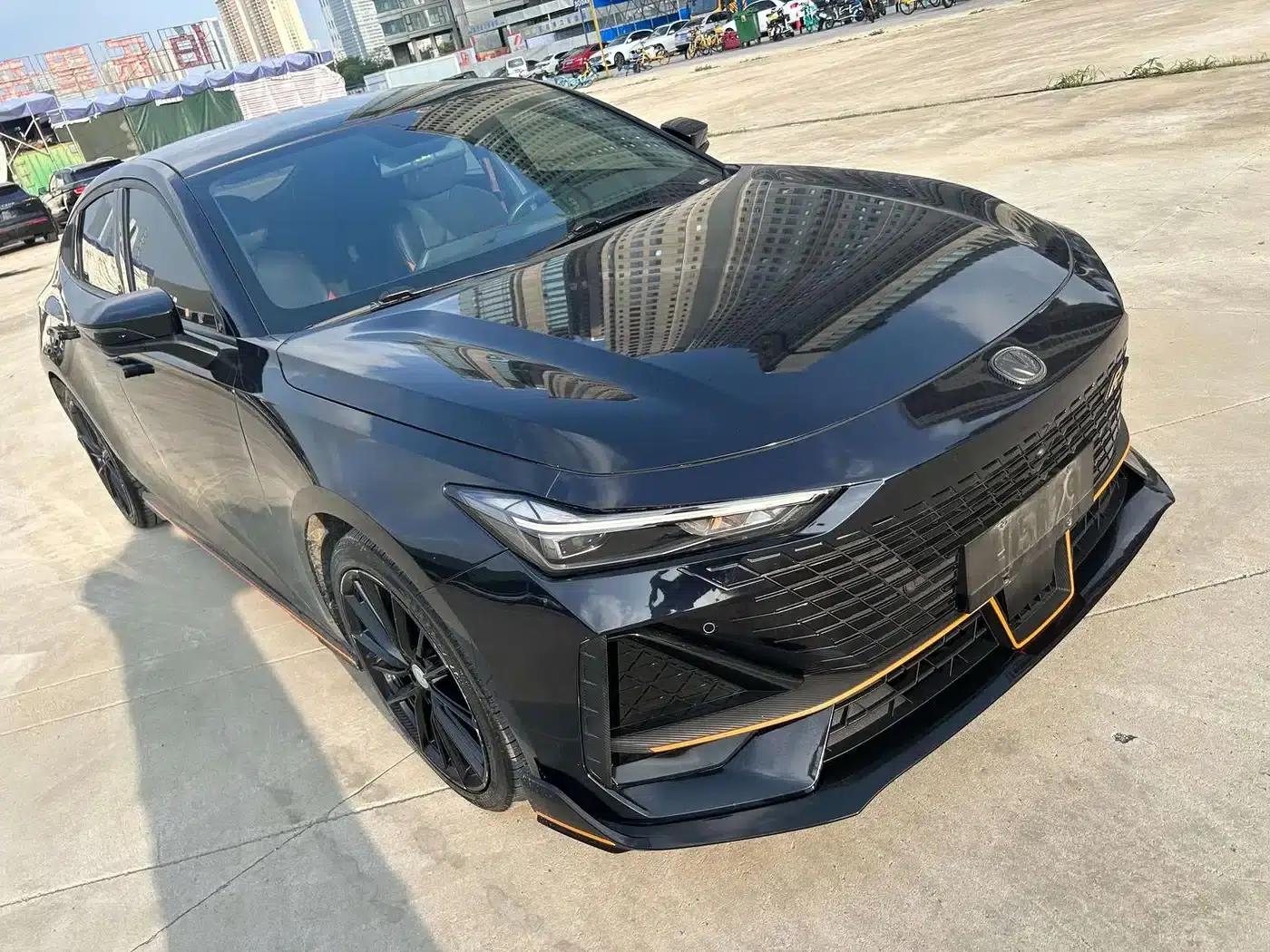 Changan UNI-V 2022 1.5T Sport Edition — миниатюра 3