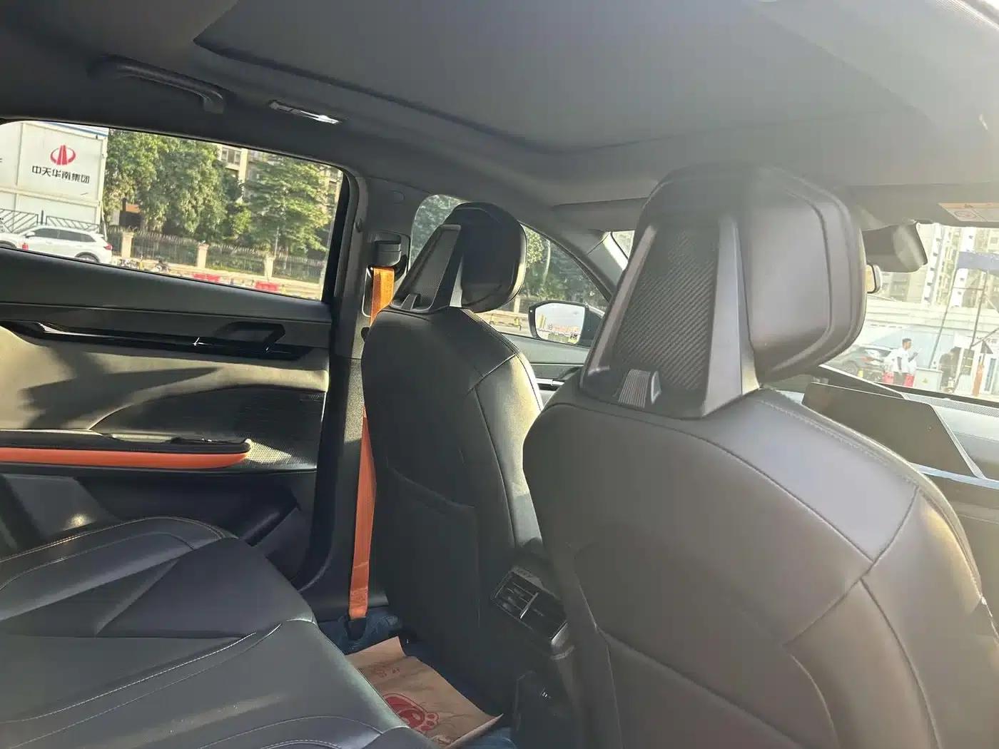 Changan UNI-V 2022 1.5T Sport Edition — миниатюра 6