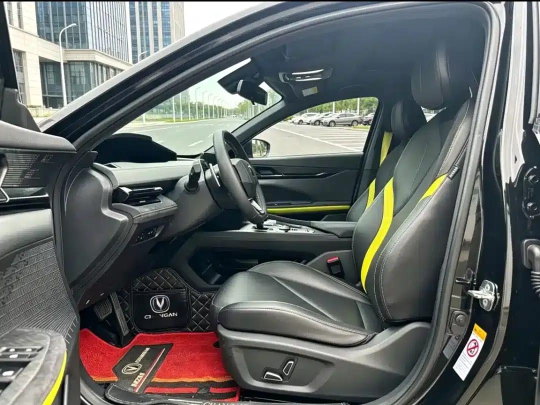 Changan UNI-V 2022 1.5T Sport Edition — миниатюра 7
