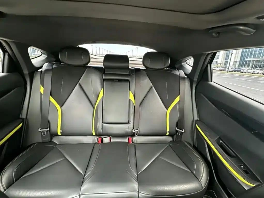 Changan UNI-V 2022 1.5T Sport Edition — миниатюра 9