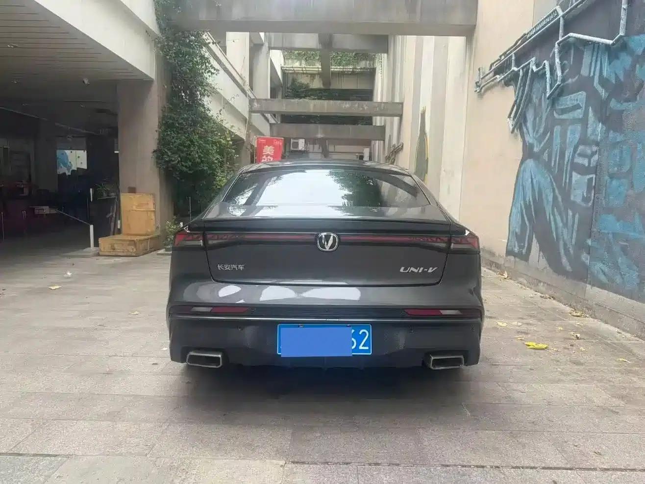 Changan UNI-V 2024 1.5T Premium Edition — миниатюра 5