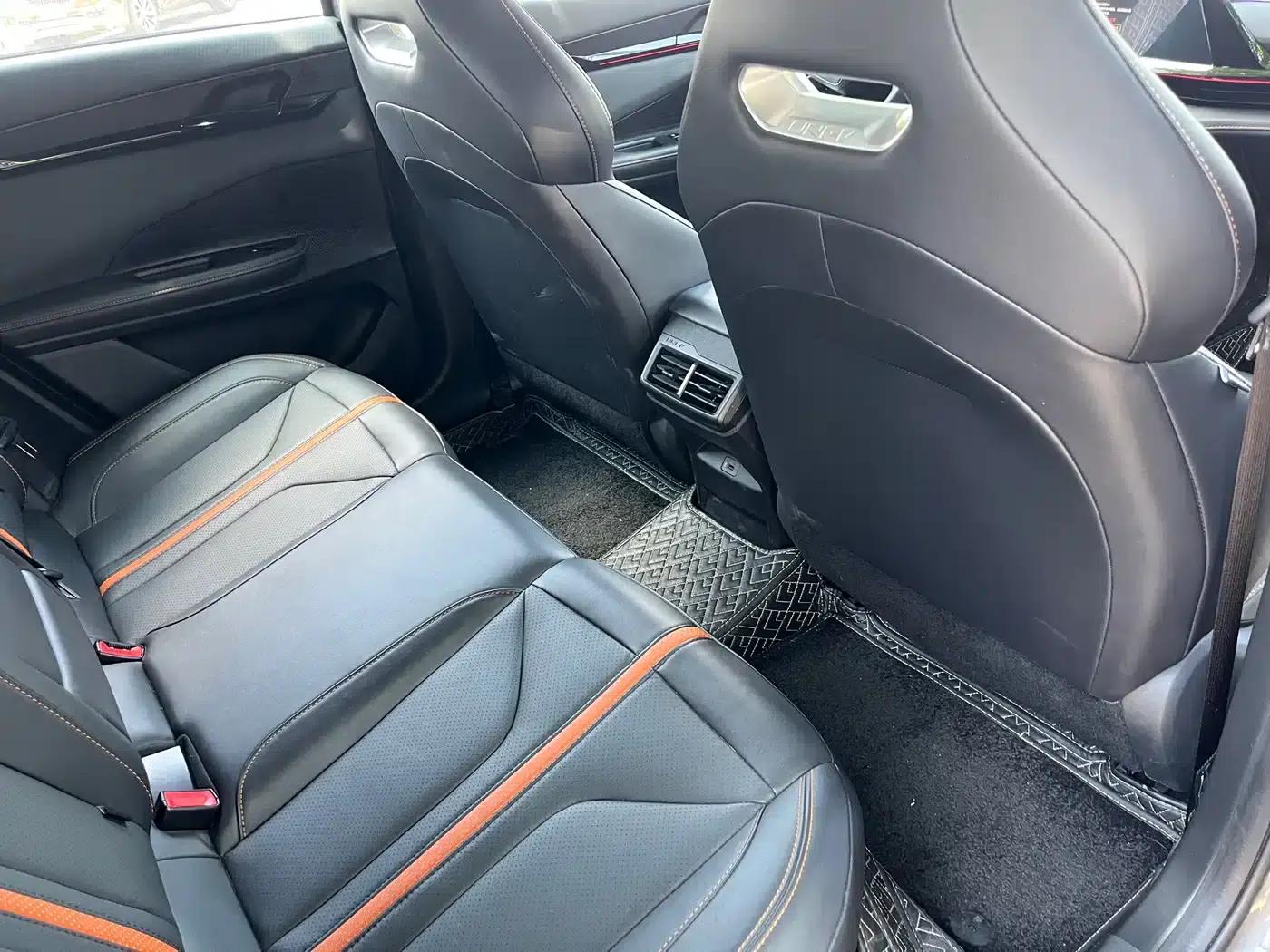 Changan UNI-V 2024 1.5T Premium Sport — миниатюра 12
