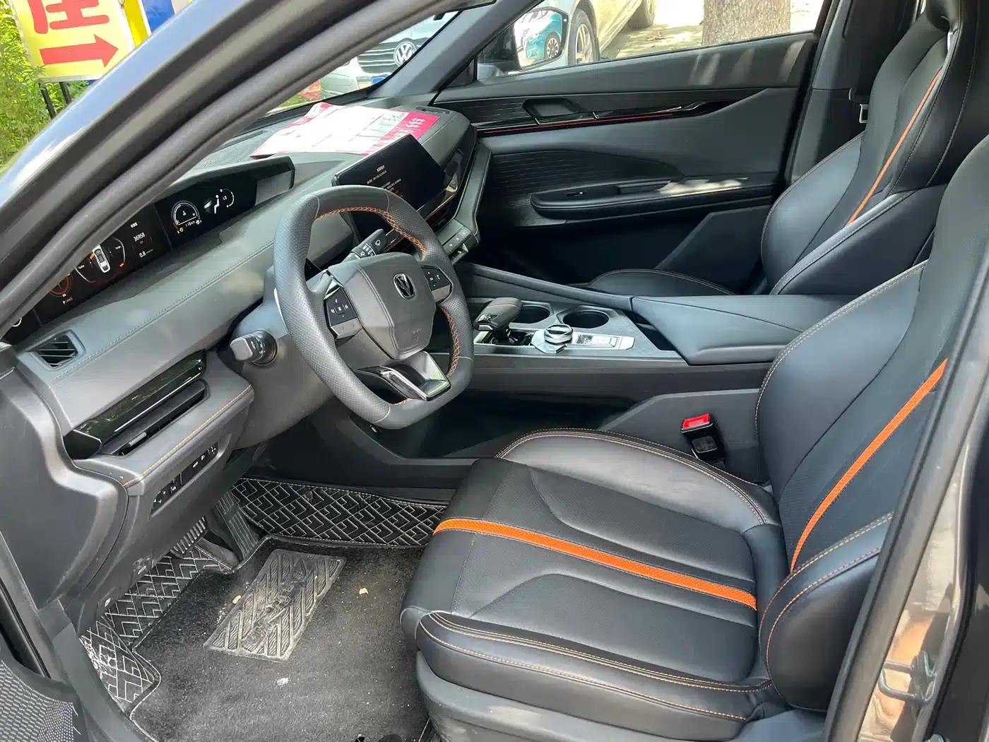 Changan UNI-V 2024 1.5T Premium Sport — миниатюра 14