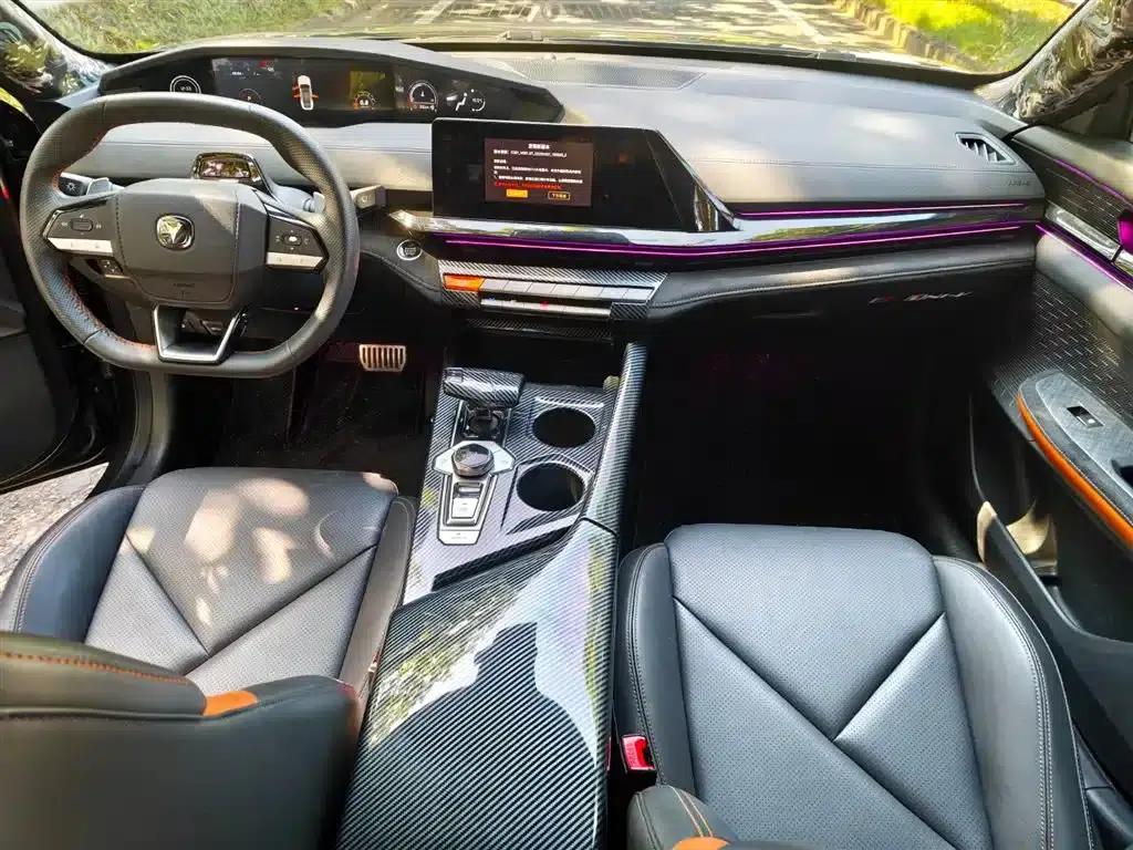 Changan UNI-V 2022 1.5T Sport Edition — миниатюра 5