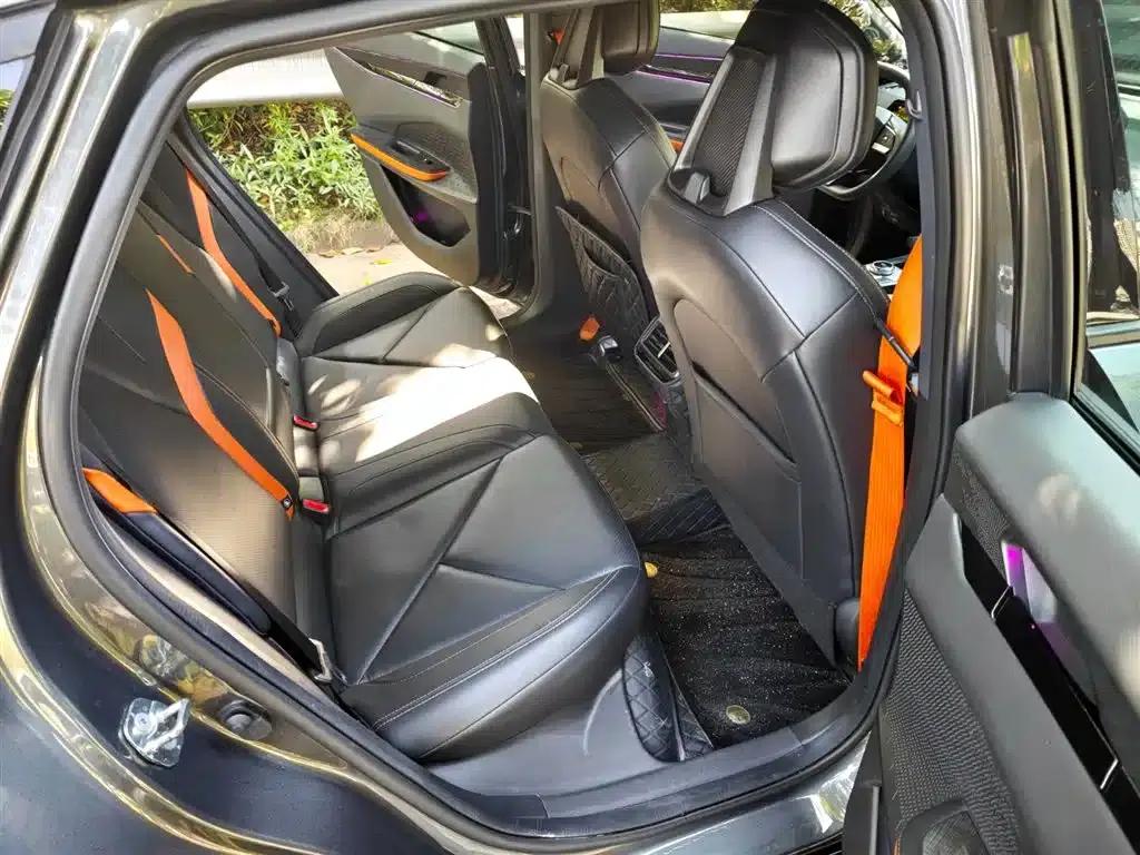 Changan UNI-V 2022 1.5T Sport Edition — миниатюра 7