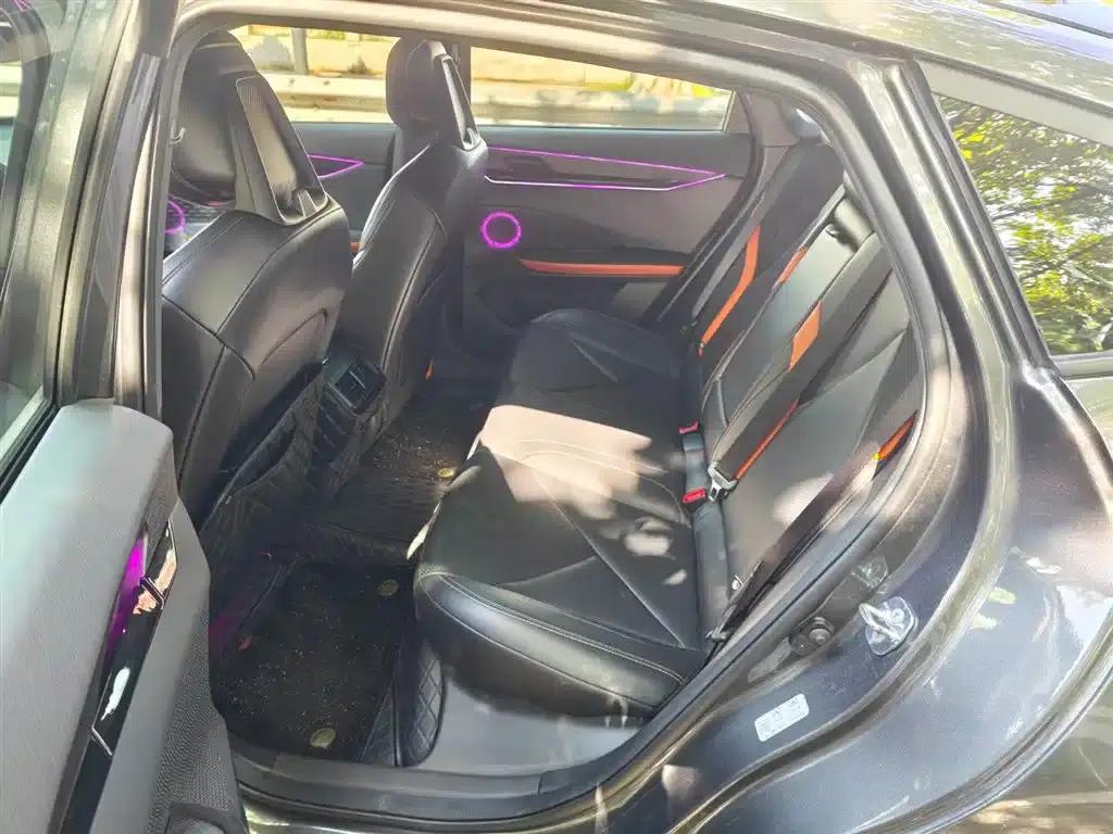 Changan UNI-V 2022 1.5T Sport Edition — миниатюра 8
