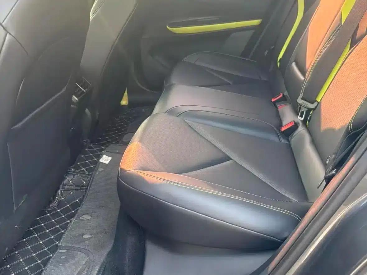 Changan UNI-V 2023 1.5T Sport Edition — миниатюра 8