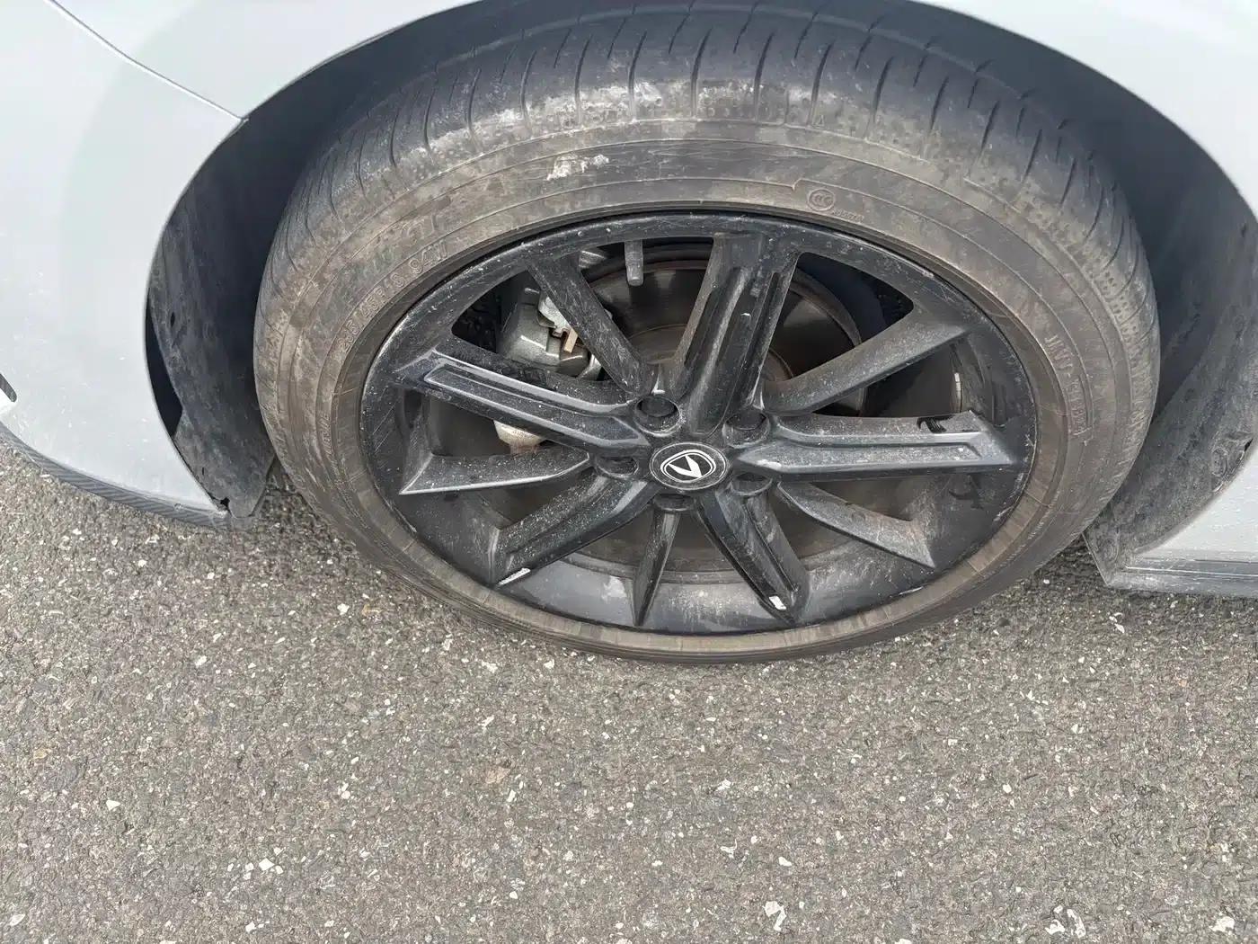 Changan UNI-V 2022 1.5T Premium Edition — миниатюра 9
