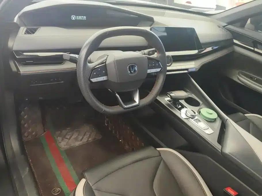 Changan UNI-V 2023 1.5T Premium Edition — миниатюра 12