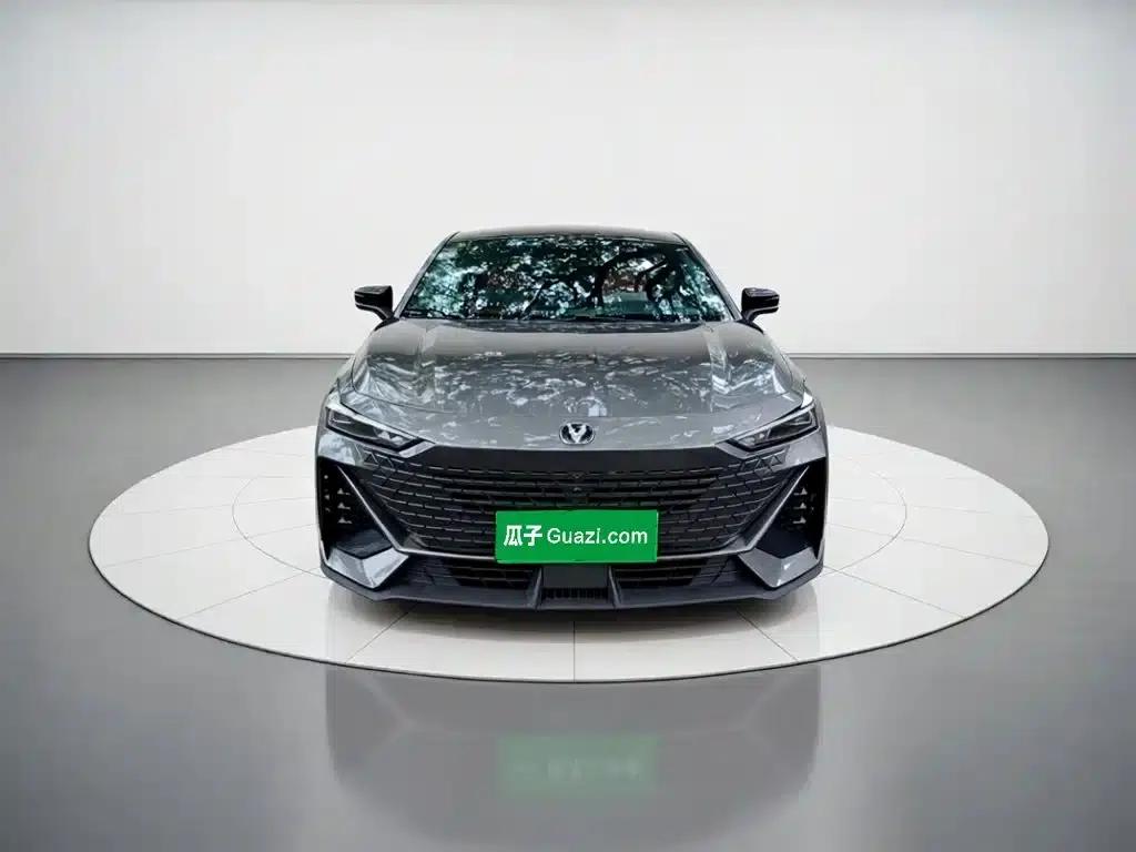 Changan UNI-V 2022 1.5T Premium Edition — миниатюра 24