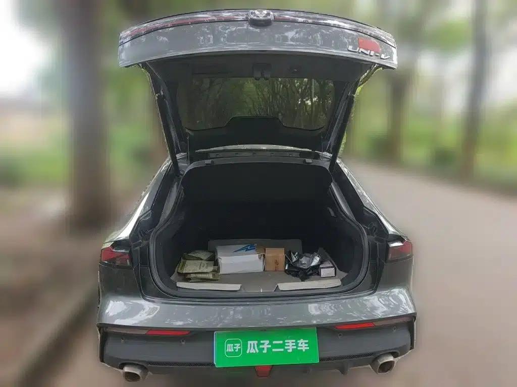 Changan UNI-V 2022 1.5T Premium Edition — миниатюра 10