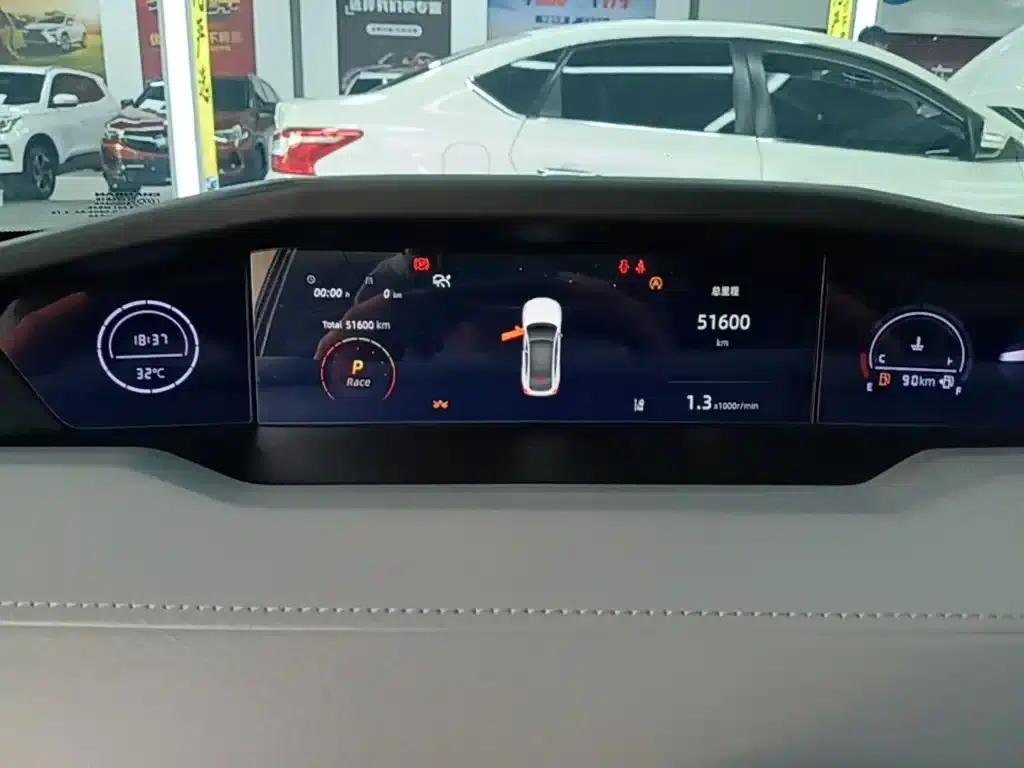 Changan UNI-V 2022 1.5T Premium Edition — миниатюра 12