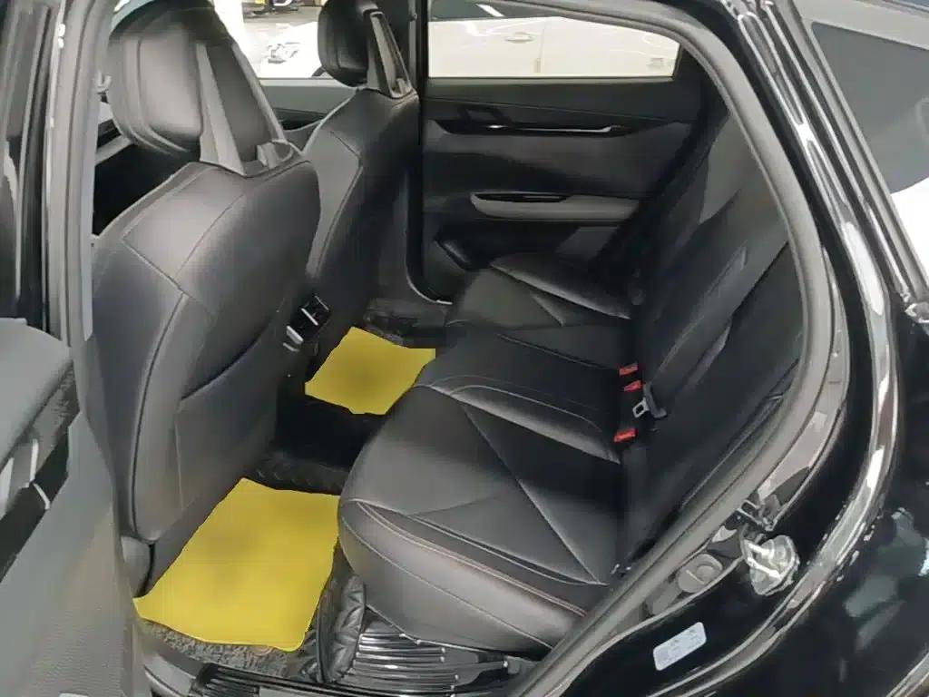Changan UNI-V 2022 1.5T Premium Edition — миниатюра 17