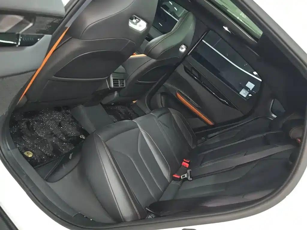 Changan UNI-V 2023 1.5T Premium Edition — миниатюра 17