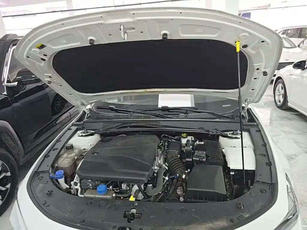 Changan UNI-V 2023 1.5T Premium Edition — миниатюра 20