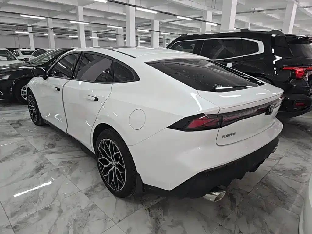 Changan UNI-V 2023 1.5T Premium Edition — миниатюра 5