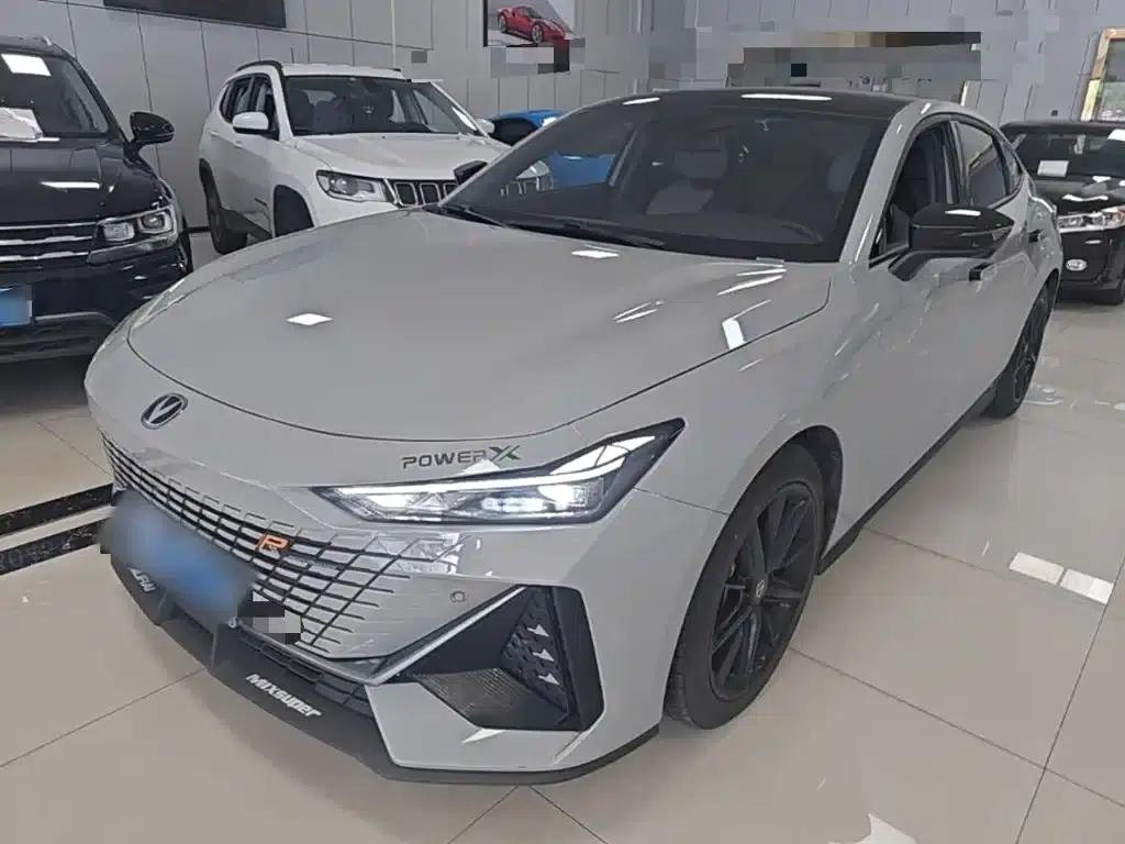 Changan UNI-V 2022 1.5T Premium Edition — миниатюра 2