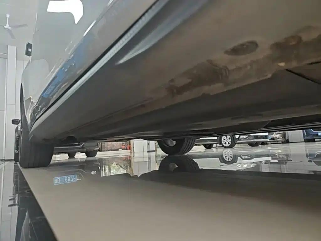 Changan UNI-V 2022 1.5T Premium Edition — миниатюра 21