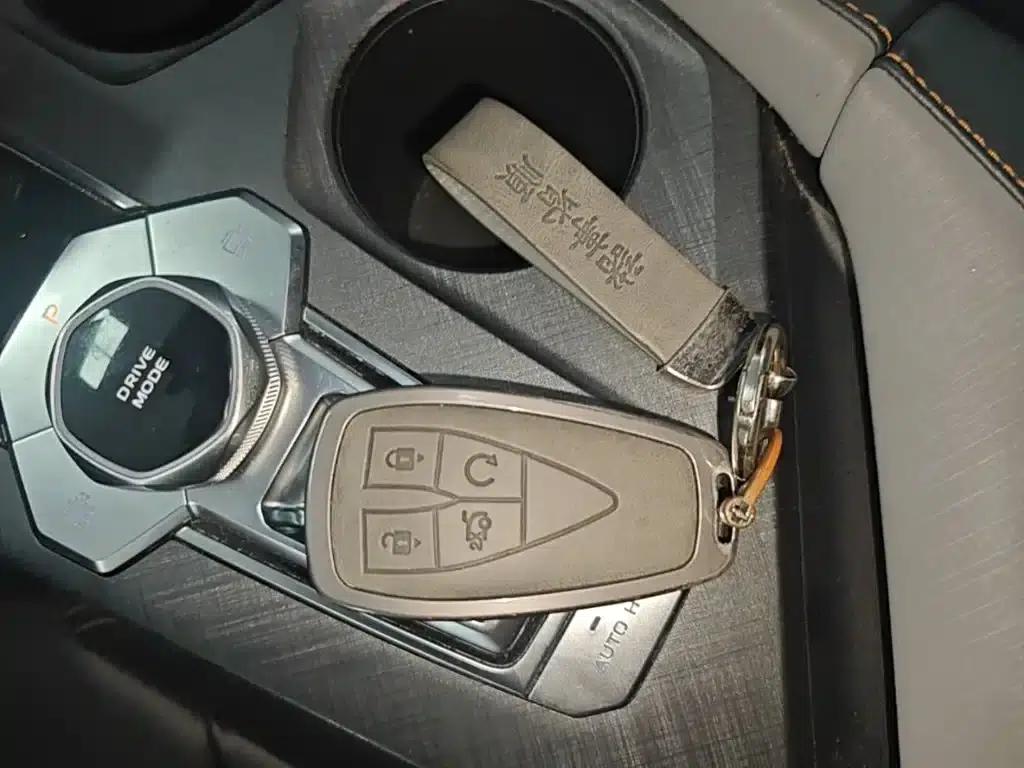 Changan UNI-V 2022 1.5T Premium Edition — миниатюра 9