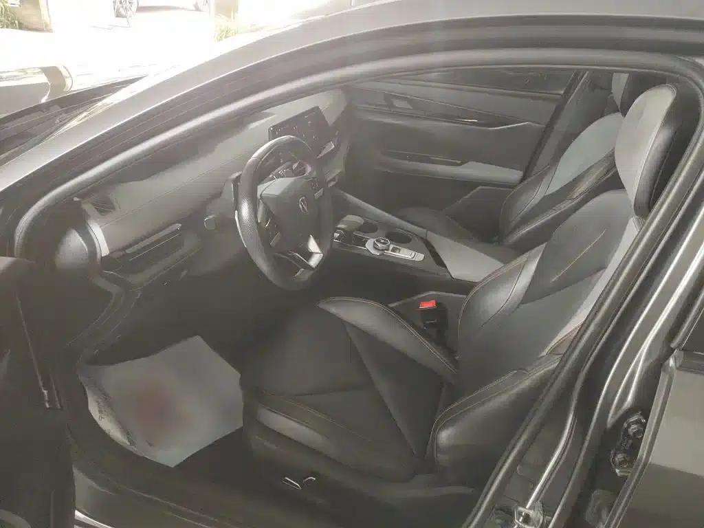 Changan UNI-V 2022 1.5T Premium Edition — миниатюра 14