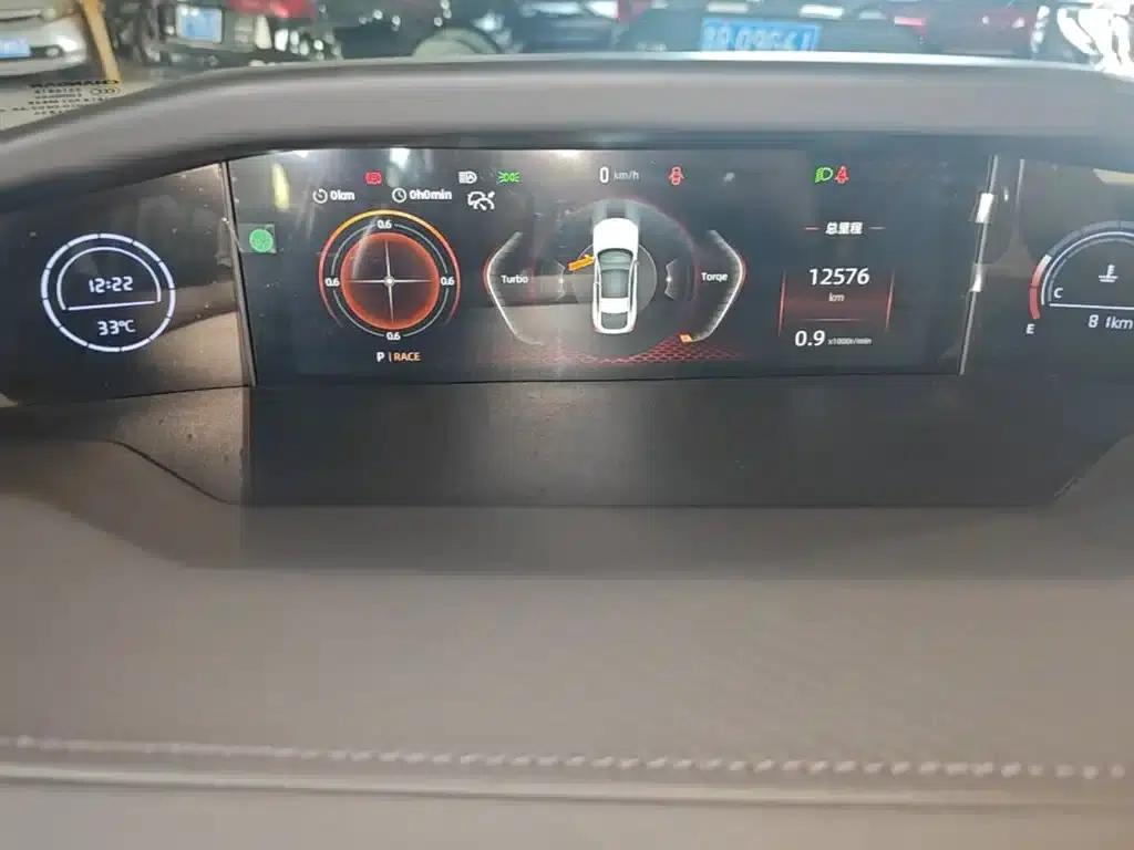 Changan UNI-V 2024 1.5T Premium Sport — миниатюра 12