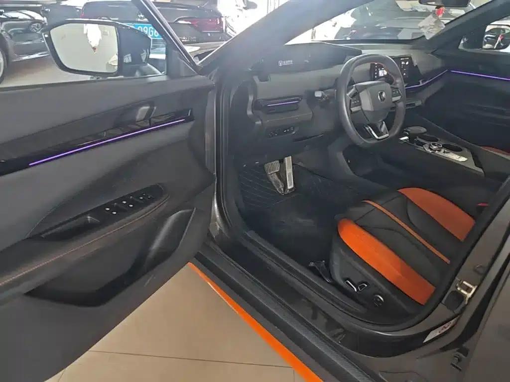 Changan UNI-V 2024 1.5T Premium Sport — миниатюра 16