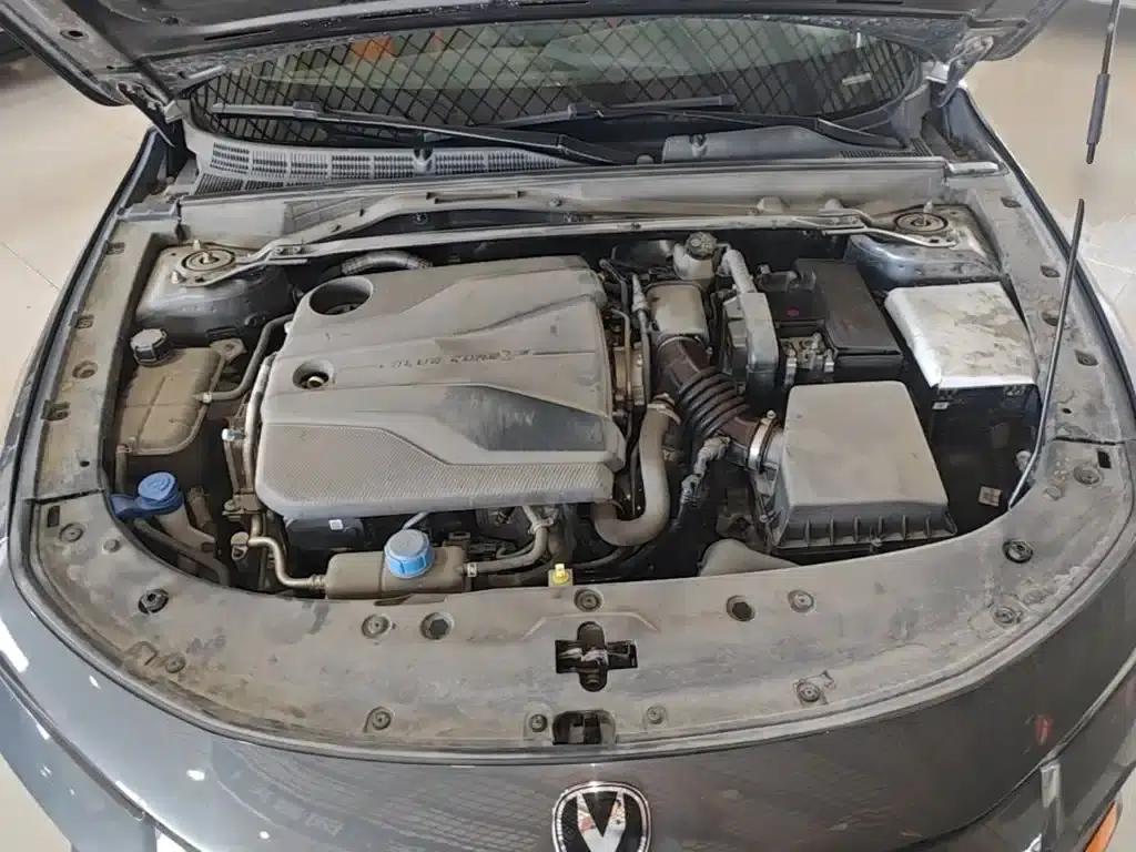 Changan UNI-V 2024 1.5T Premium Sport — миниатюра 20