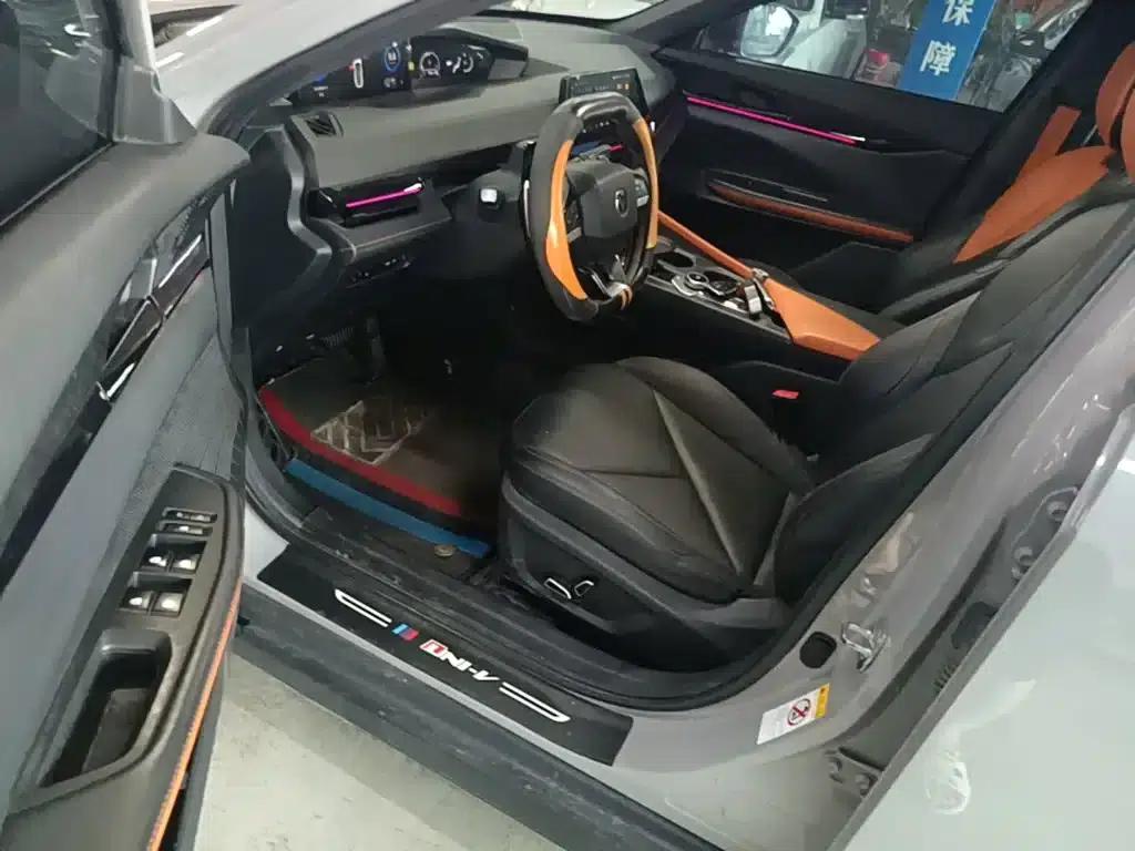 Changan UNI-V 2022 1.5T Premium Edition — миниатюра 12