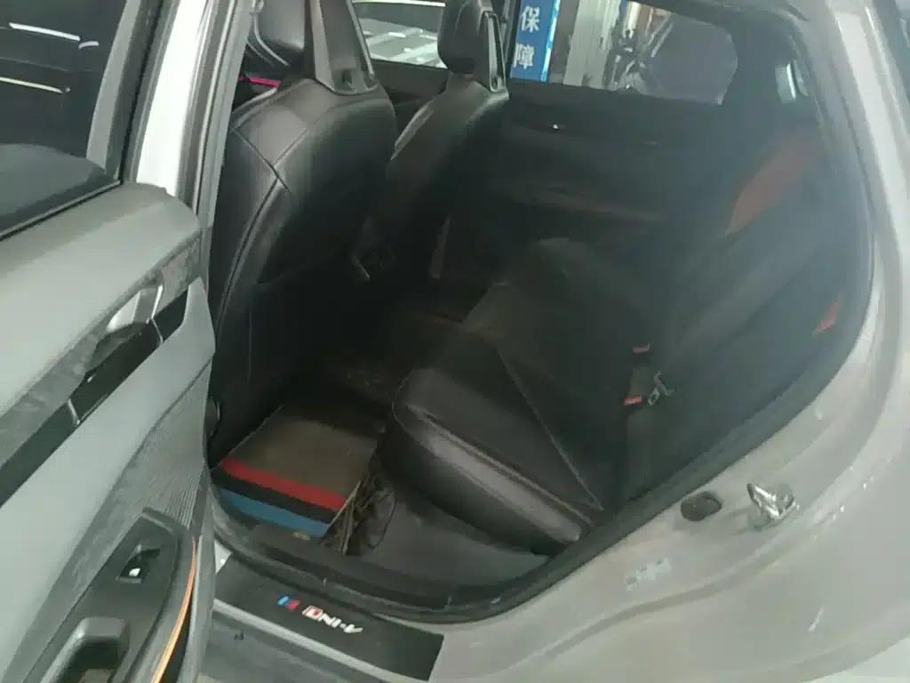 Changan UNI-V 2022 1.5T Premium Edition — миниатюра 13