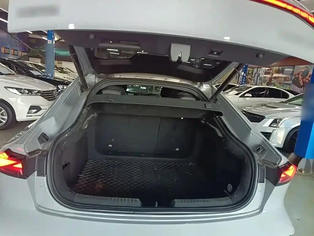 Changan UNI-V 2022 1.5T Premium Edition — миниатюра 15