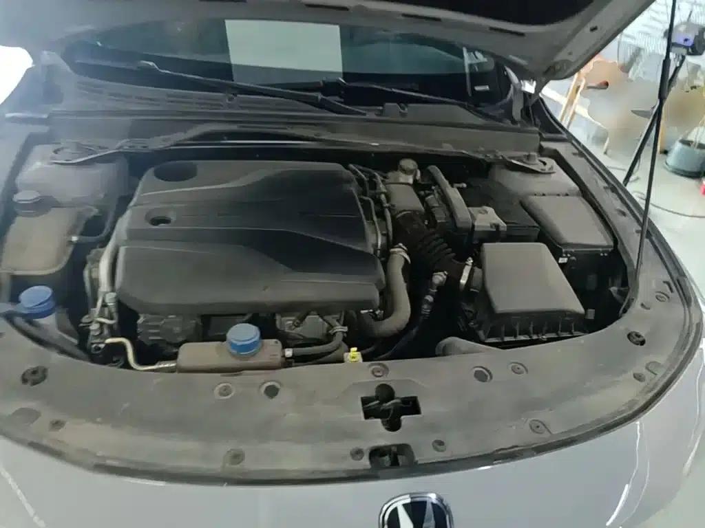 Changan UNI-V 2022 1.5T Premium Edition — миниатюра 16