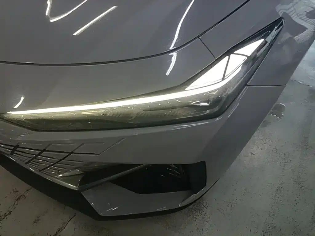 Changan UNI-V 2022 1.5T Premium Edition — миниатюра 18