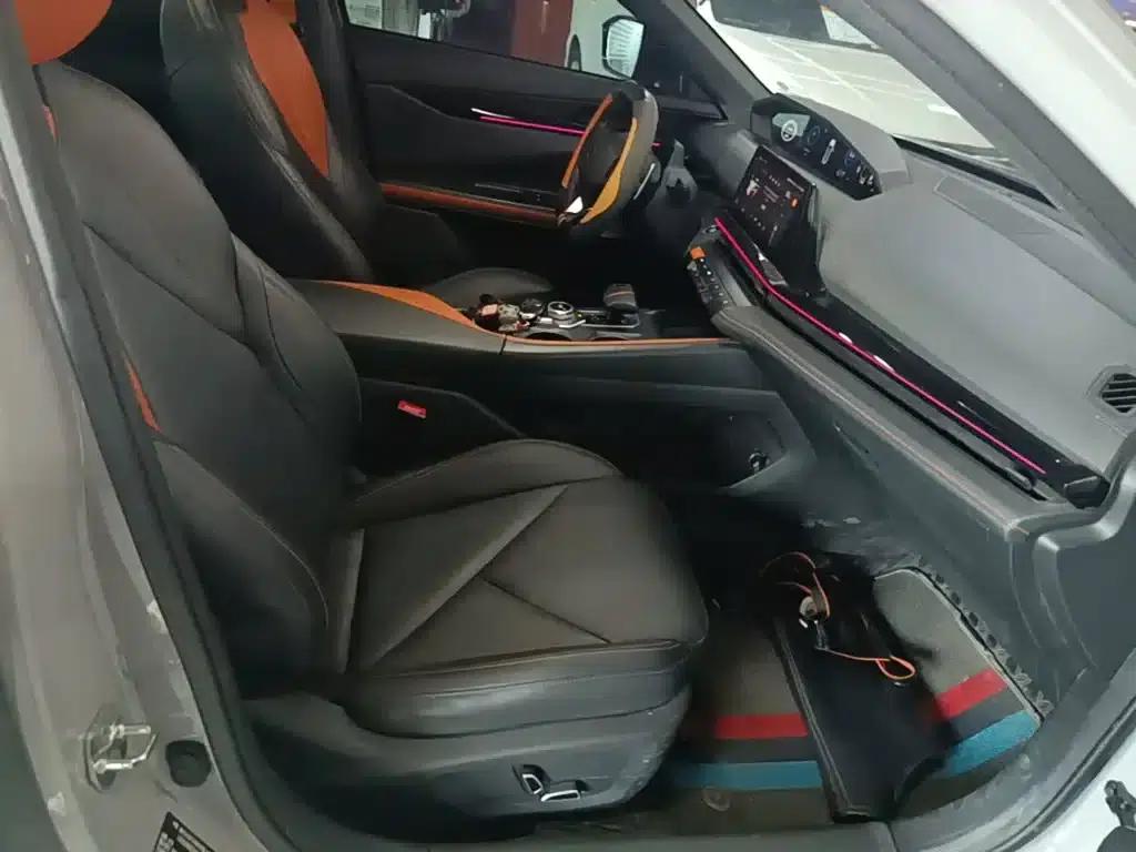 Changan UNI-V 2022 1.5T Premium Edition — миниатюра 19