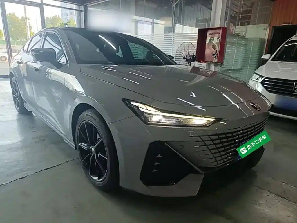 Changan UNI-V 2022 1.5T Premium Edition — миниатюра 22