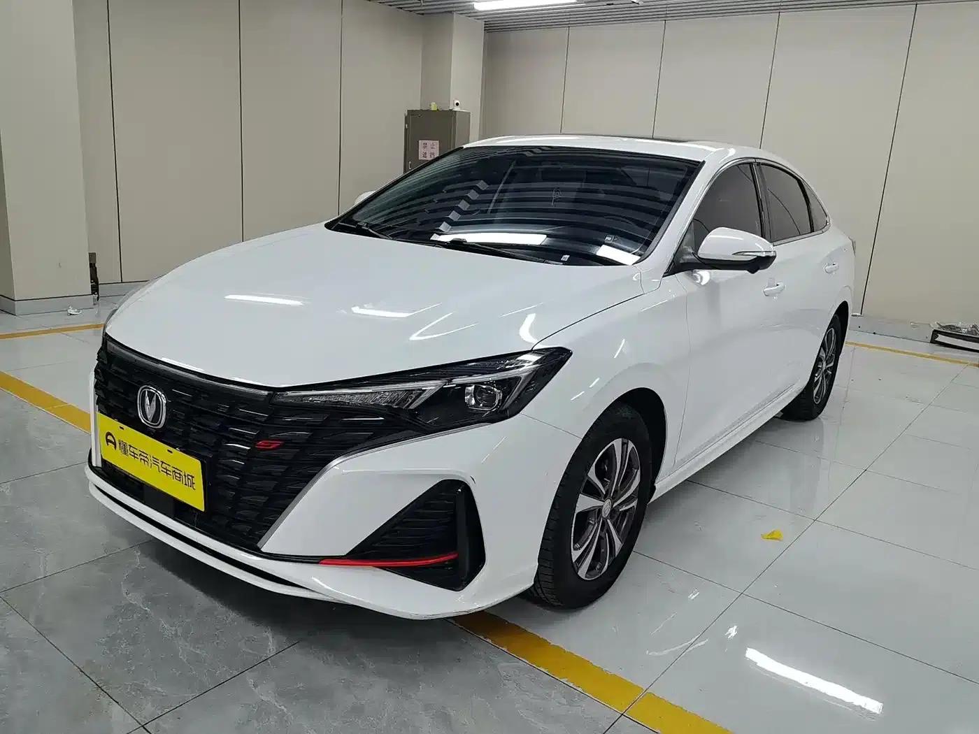 Changan Eado 2022 PLUS Blue Whale NE 1.4T GDI DCT Premium Edition — миниатюра 1