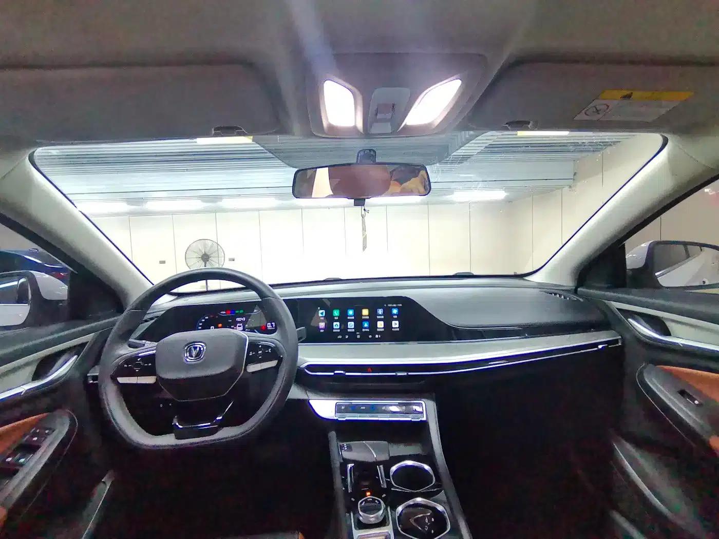 Changan Eado 2022 PLUS Blue Whale NE 1.4T GDI DCT Premium Edition — миниатюра 12