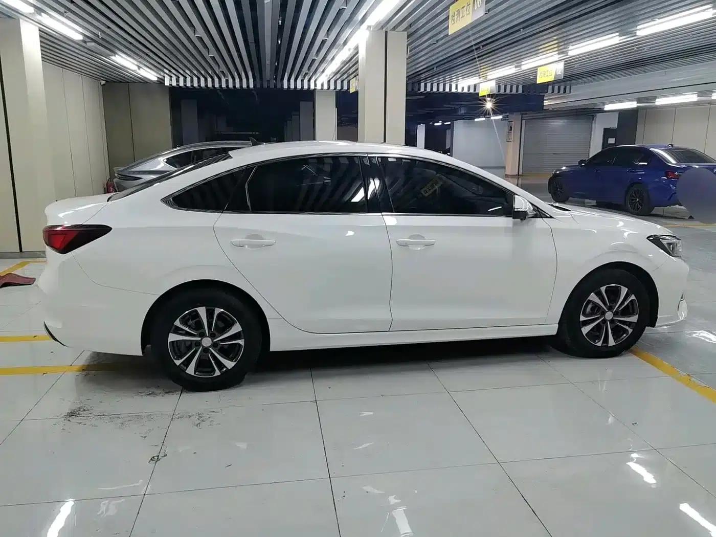 Changan Eado 2022 PLUS Blue Whale NE 1.4T GDI DCT Premium Edition — миниатюра 5