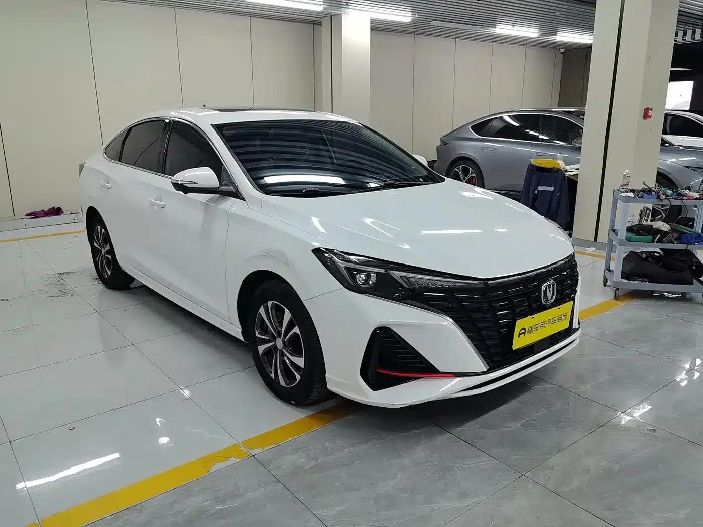Changan Eado 2022 PLUS Blue Whale NE 1.4T GDI DCT Premium Edition — миниатюра 6